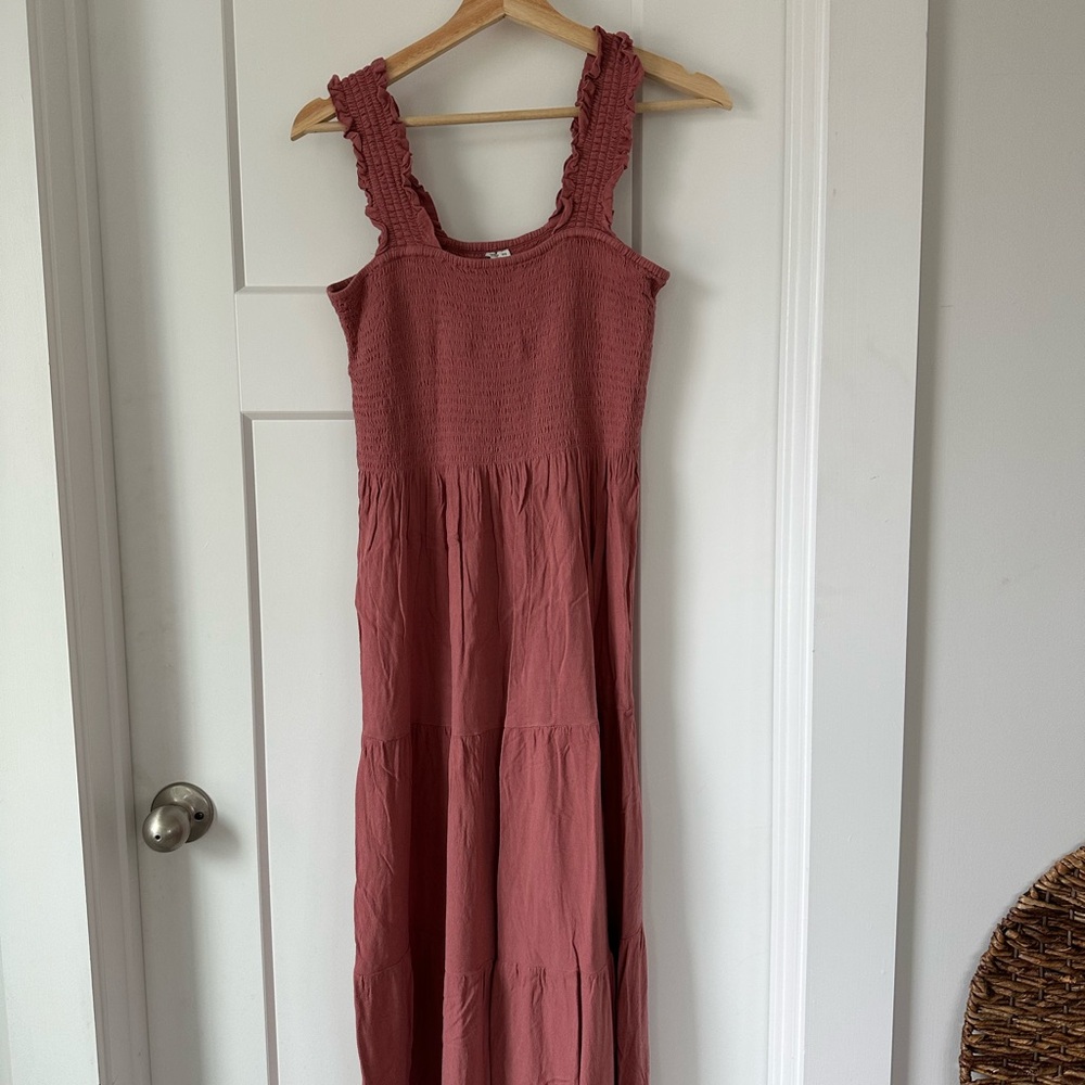 Sleeveless Ruffled Maxi Dress - Rose